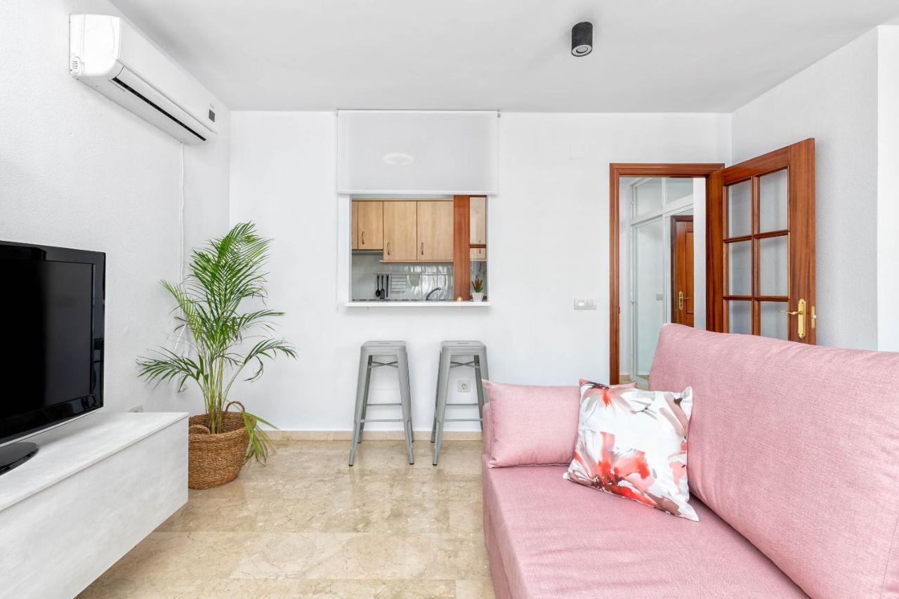 Wintowinrentals - La Estancia Free Parking Malaga Luaran gambar