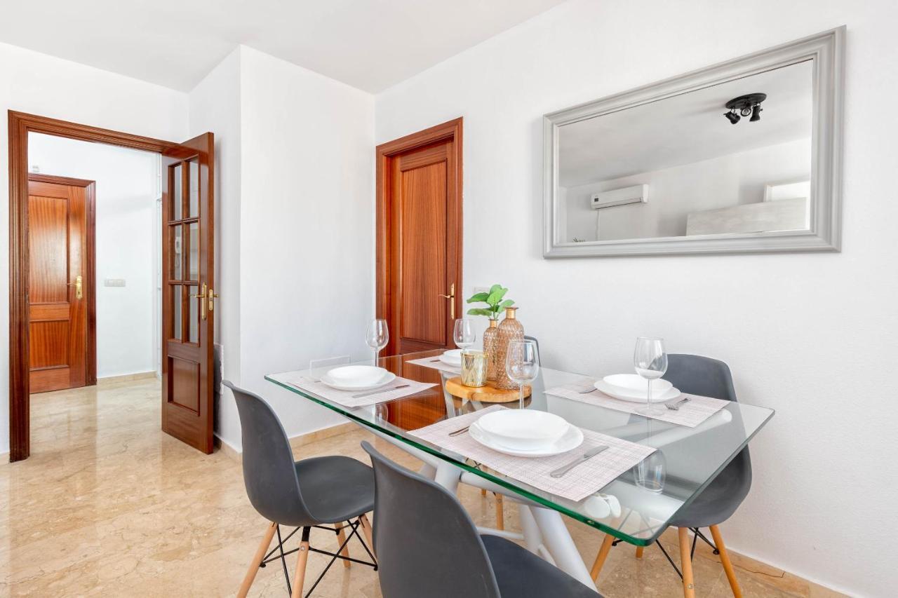 Wintowinrentals - La Estancia Free Parking Malaga Luaran gambar