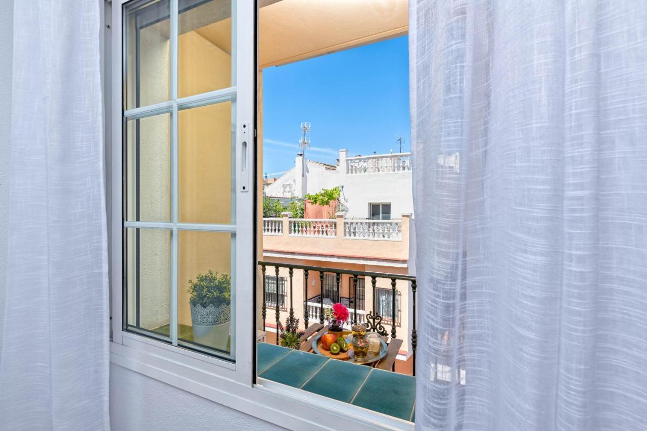 Wintowinrentals - La Estancia Free Parking Malaga Luaran gambar